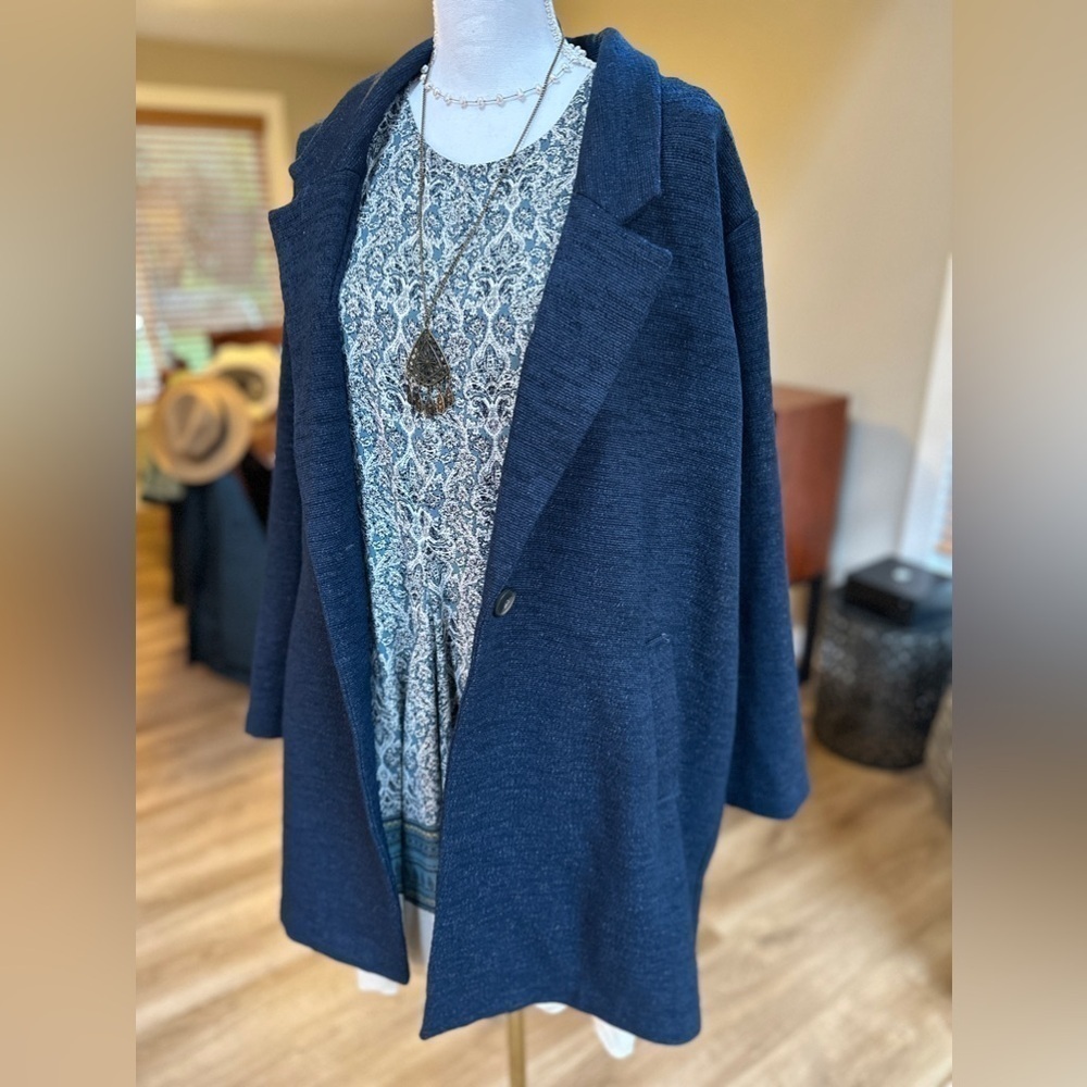 Old Navy oversized Navy Women's lightweight boucle textured Coat - Picture 2 of 7